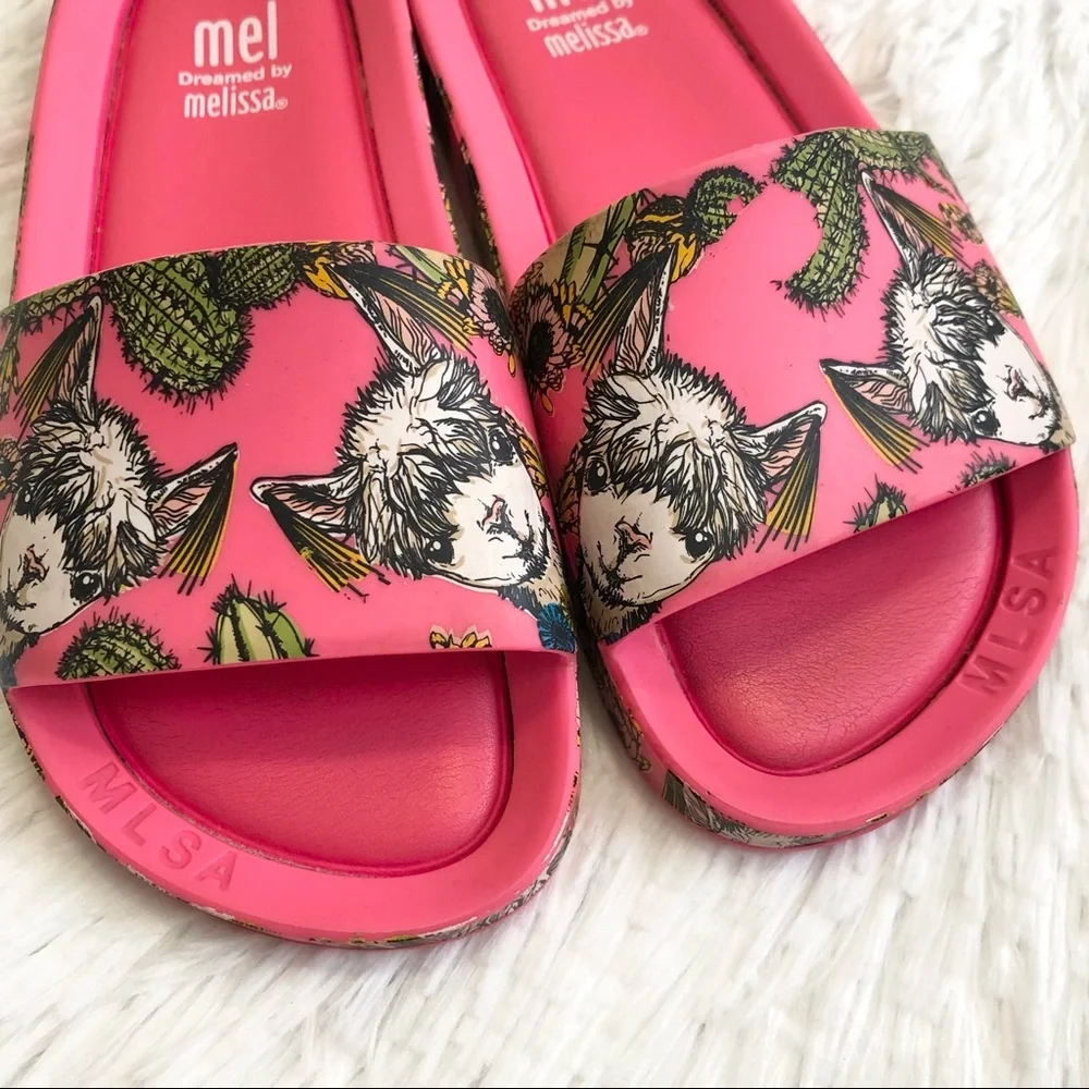 Mini Melissa vibrant pink